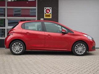Peugeot 208 1.2 PureTech Signature Cruise| Navi+BT| / 14