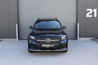 Mercedes GLB 200 d AMG Line / Keyless-Go / Winter-Paket / Multibeam LED / Camera / 4