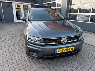 Volkswagen Tiguan 1.5 TSI ACT Highline Business R / Pano / 2x Massage / ACC / Trekhaak / Zeer kompleet ! / 5