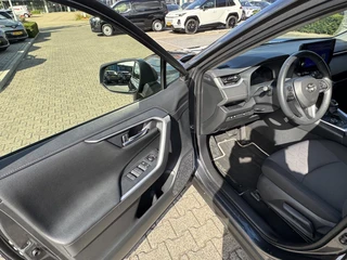 Toyota RAV4 2.5 Hybrid AWD DYNAMIC 1650KG TREKGEW STOELVERW PARK-SENSOREN NAVI CAMERA APPLE/ANDROID LM-VELGEN / 13