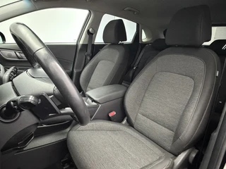 Hyundai Kona EV Fashion 64 kWh 3- Fase SOH 95,3% Warmtepomp | Trekhaak | Camera | Navigatie | Head-Up Display / 15