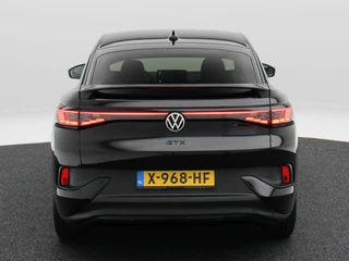 Volkswagen ID.5 GTX 77 kWh 299 Pk | Stoel/Stuur Verwarming | 360° Camera | Adaptive Cruise | CarPlay | Navigatie | 20 Inch | 67.619 Km !! / 8