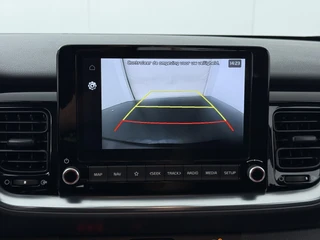 Kia Stonic 1.0 T-GDi MHEV DynamicLine  - Apple Carplay/Android Auto - Achteruitrijcamera - Cruise Control - Fabrieksgarantie t/m 07-2032 / 30