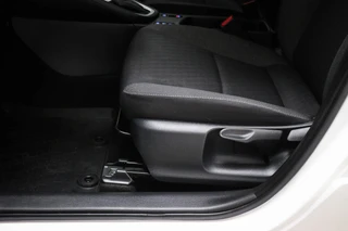 Toyota Yaris 1.5 Hybrid Dynamic | STOELVERWARMING  LED | CIMA | DAB  | APPLE | CAMERA / 24