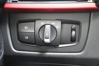 BMW 3 Serie Touring 316i High Executive Sport Line  / Navigatie Professional / Leder / Stoelverwarming / Climate Control / 18 Inch / Bluetooth / Xenon / Parkeersensoren / Cruise Control / 27