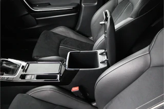 Kia XCeed 1.5 T-GDi GT-Line  - Automaat - Panorama dak - Stoel/Stuur verwarming - Navigatie - Climate Control - Achteruitrijcamera - Elektrische Achterklep - Fabrieksgarantie tot 06-2032 / 69