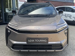 Toyota bZ4X Touring Executive AWD 75 kWh PANO STOEL/STUURVERWARMING STOELVENTILATIE 360-CAMERA PARK-SENSOREN BLIND-SPOT APPLE/ANDROID / 7