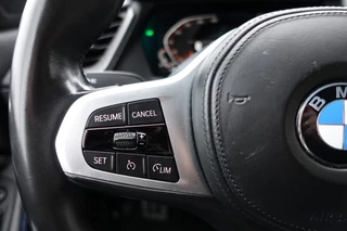 BMW 1 Serie 118i Business Edition M sport  | Camera | CarPlay | Stoelverwarming | Navi | / 33