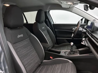 Jeep Avenger 1.2 Longitude CARPLAY-NAVI | CLIMA | CRUISE / 33