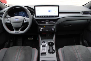 Ford Kuga 2.5 PHEV ST-Line X  | Panoramadak | Trekhaak | B&O | Winterpack / 6
