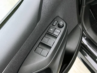 Mazda 2 Hybrid 1.5 Homura Automaat | Adaptive Cruise | Stoel/stuurverwarming | CarPlay | Camera | Parkeersensoren | NAP / 30