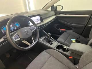 Volkswagen Golf 1.0tsi life 81kW / 11