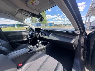 Peugeot 308 1.2 SW PureTech Allure '' Allseason banden - Camera - Infotainmentsystem '' / 17