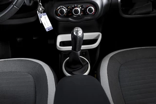Renault Twingo 1.0 SCe 70 PK Limited Org. NL  | Cruise | PDC | Airco | LM 15" | / 18