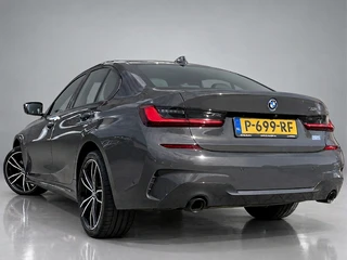 BMW 3 Serie 330e High Executive M-Sport  | 1e eigenaar | dealer onderh. | schuifdak | leder sportstoelen | camera | BTW auto / 8