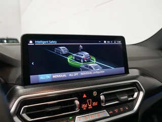 BMW X3 xDrive30e M-Sport Panoramadak | Harman Kardon | Elektr. Trekhaak / 17