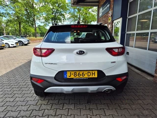 Kia Stonic 1.0 T-GDI DYNAMIC LINE Camera, Carplay, Zwart dak, Navi, Cruise controle, ALL IN prijs! / 11