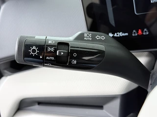 Kia EV4 Fastback GT-PlusLine 81.4 kWh  FULL OPTIONS - *DEMO* - Head-up Display - 360 Camera - Stoelverwarming/ventilatie - Glazen Schuif-/kanteldak - Elektrisch verstelbare voorstoelen - Dodehoekcamera - Fabrieksgarantie tot 2032 Direct leverbaar! / 25