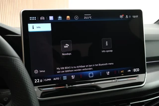 Volkswagen Golf 1.5 272pk eHybrid GTE Trekhaak 360Camera Memory Leder Stoelventilatie HUD Navigatie Panoramadak / 48