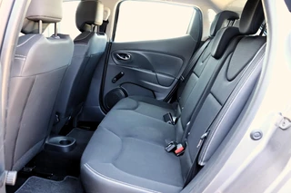 Renault Clio 1.2 Dynamique 120 PK Automaat | Trekhaak | Navigatie | Airco | Parkeersensoren | 16" LM / 17