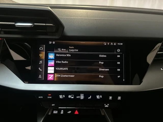 Audi A3 Sportback 40 TFSI e Advanced Edition LED Virtual Cockpit Parkeersensoren Navigatie DAB+ / 12