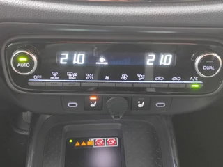 Toyota Aygo X HYBRID 115 GR-SPORT JBL-AUDIO 18''LM-VELGEN KEYLESS PARK-SENSOREN STOELVERW NAVI CLIMA AD-CRUISE / 18
