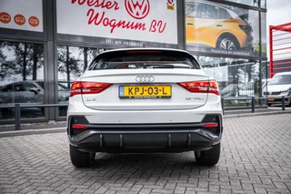 Audi Q3 Sportback 45 TFSI e Advanced Edition Aut. | Cruise | PDC| Navi | / 17