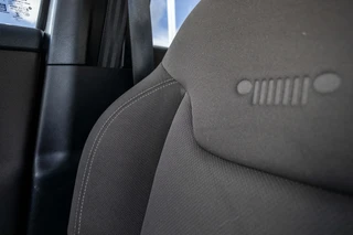Jeep Renegade 1.4 MultiAir Longitude  | Trekhaak | NL Auto | Cruise / 12