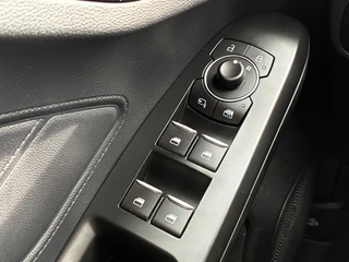 Ford Focus 1.0 EcoBoost Hybrid ST Line X / 25