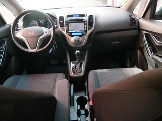 Hyundai ix20 1.6i Premium Camera| Cruise| Navi+BT / 5