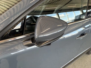 Mazda CX-30 2.0 e-SkyActiv-X 185pk Mild Hybrid Luxury  LEDER/BOSE/HUD/DODEHOEK/CAMERA/18INCH/PDC/KEYLESS / 18
