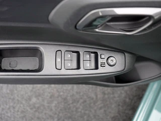 Hyundai i10 1.0 Comfort Smart 5-zits Automaat Private lease 389 pm / 17