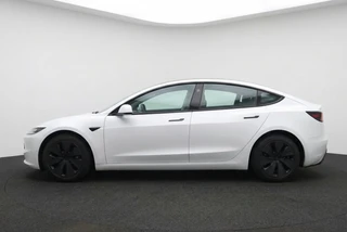 Tesla Model 3 Long Range Premium Highland AWD 78kWh SOH 92.5% l FSD4 (HW4) l AMD RYZEN l Warmtepomp / 4