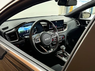 Kia Ceed 1.6 T-GDi GT 204pk | Facelift | VOL! | Pano | LED | Virtual | JBL | ACC | BCA | LFA | Wireless Charg | CarPlay / 25