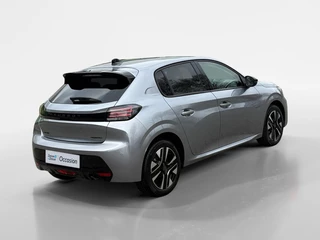 Peugeot 208 1.2 Hybrid 110 e-DCS6 Allure / 7