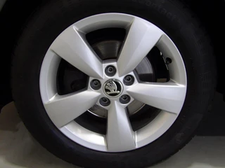 Skoda Fabia Combi 1.0 TSi Greentech Ambition / 15