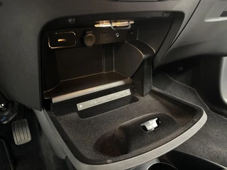 Citroen C4 SpaceTourer 1.2 PureTech Shine CAMERA CARPLAY ECC CRUISE LM 26000 KM. / 37