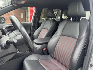Toyota RAV4 2.5 Plug-in Hybrid AWD Dynamic TREKHAAK 1650KG TREKGEW EL-ACHTERKLEP 18'' LM-VELGEN CAMERA PARK-SENSOREN CLIMA APPLE/ANDROID / 7