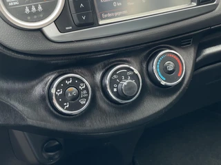 Toyota Yaris ASPIRATION 5-DEURS 1E EIGENAAR AIRCO DEALERONDERHOUDEN / 12