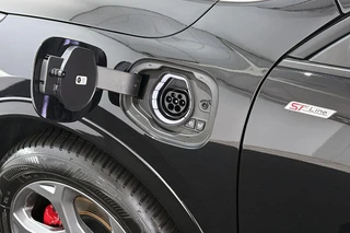 Ford Kuga 2.5 PHEV ST-Line X Panoramadak Winter Pakket Head-Up / 35