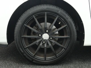 Hyundai i10 1.0i i-Premium Navigatie | Stoelverwarming | Cruise control / 7