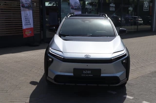 Toyota bZ4X Touring EXECUTIVE AWD 75KWH PANODAK JBL-AUDIO 1500KG TREKGEW STOELVERW/KOELING STUURVERW BLIND SPOT WARMTEPOMP EL-ACHTERKLEP / 11