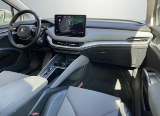 Škoda Enyaq iV 60 | 1e eigenaar | dealer onderhouden | navigatie | camera | sfeerverlichting | apple carplay | SOH 92% / 17