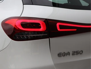 Mercedes-Benz EQA 250 67 kWh  | Trekhaak | Camera | SOH 97% / 16