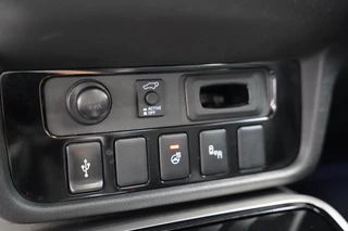 Mitsubishi Outlander 2.4 PHEV Intense  Opendak Trekhaak / 13