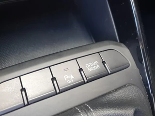 Kia Stonic 1.0 T-GDi MHEV DynamicLine | Navigatie | Camera | Climate control | Cruise control | Apple Carplay / Android Auto | Parkeersensoren achter | / 32