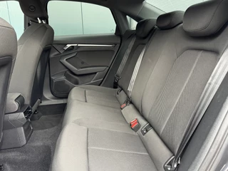 Audi A3 Limousine 30 TFSI AUTOMAAT * Carplay * Climate Control * Parkeersensoren * / 6