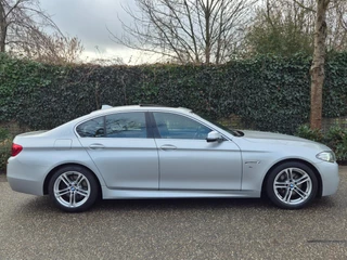 BMW 5 Series 520i High Executive M Sport Schuifdak Apple CarPlay 2e eigenaar dig. Dash NAP NL / 8