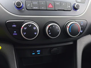 Hyundai i10 1.0i Comfort Navigatie | Dealer onderhouden | 1e Eigenaar / 33