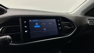 Peugeot 308 SW 1.2 PureTech Blue Lease Allure TREKHAAK CAMERA NAVI CRUISE LM. / 38